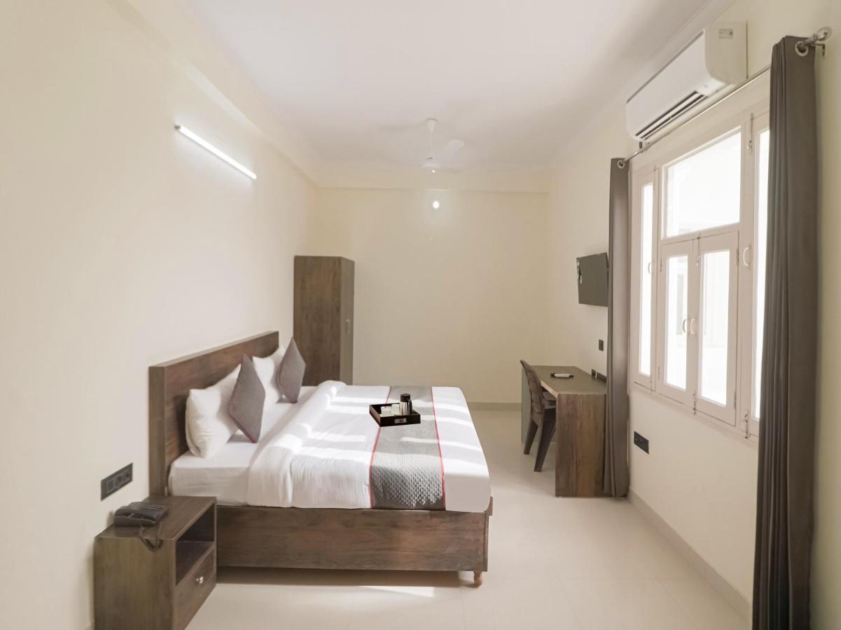 Oyo Townhouse 925 White House Country Inn Jhajjar エクステリア 写真